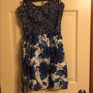 Xhilaration blue and black floral strapless dress